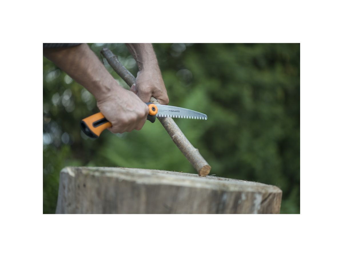 Пила строительная SW72 Xtract FISKARS