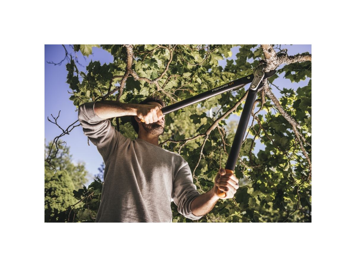 Сучкорез контактный PowerGear большой L77 FISKARS