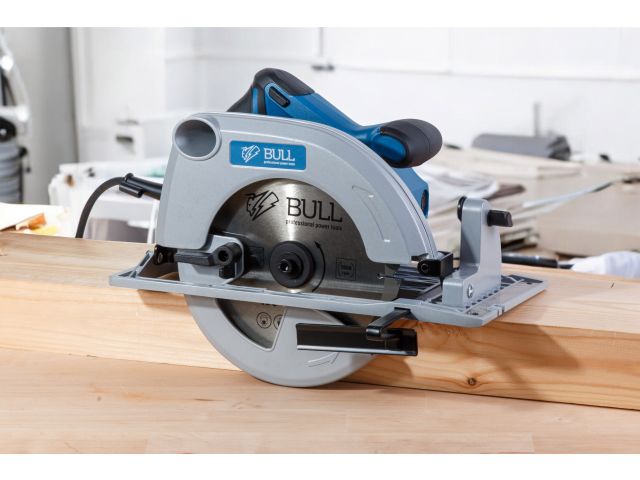Циркулярная пила BULL KS 1901 в кор. 1500 Вт, 190х30 мм, до 66 мм (Литая алюминиевая платформа, 6000 об/мин)