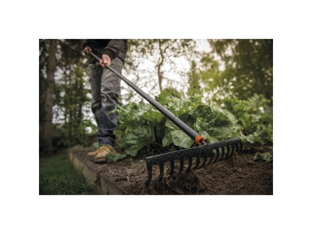 Грабли Solid FISKARS