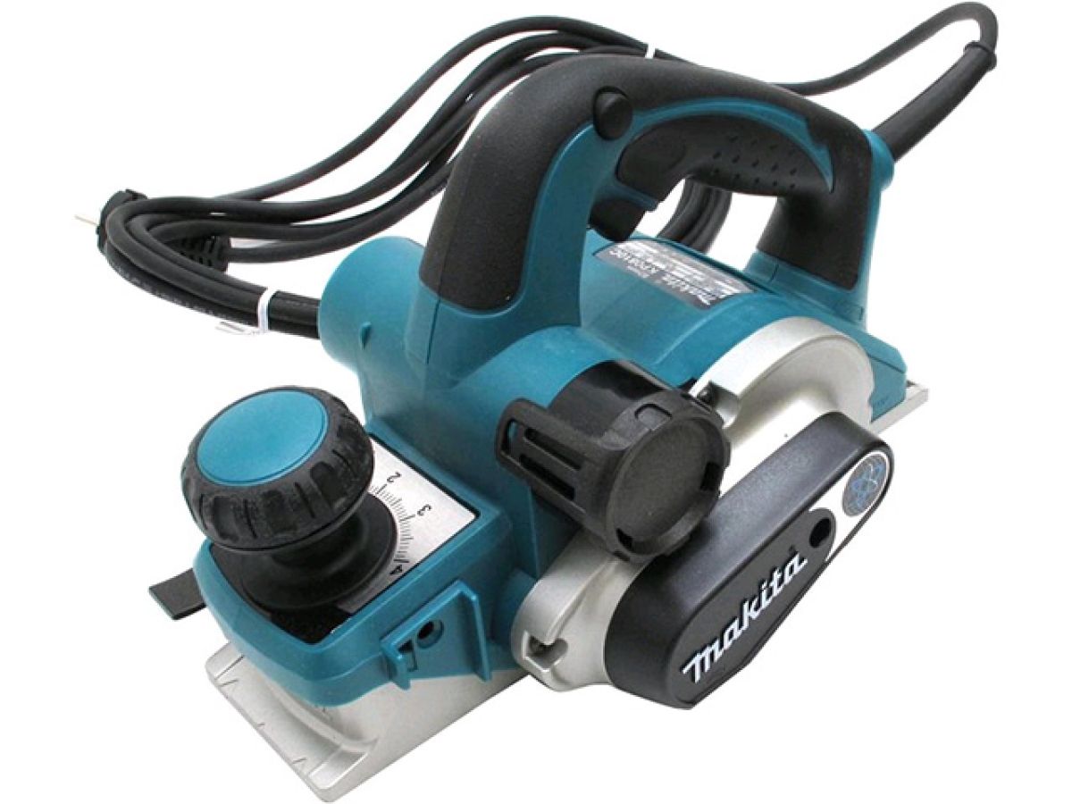 Рубанок электрический MAKITA KP 0810 C в кор.
