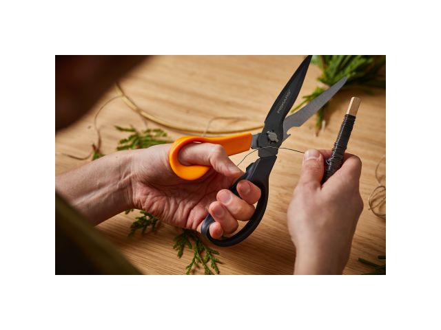 Ножницы многофункциональные Cuts+More Fiskars