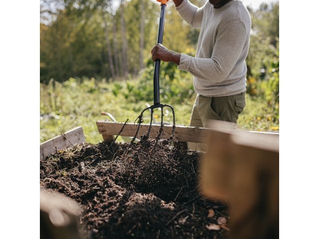 Вилы для компоста Solid FISKARS (Возможны артикулы 1070674
 или 1003459)