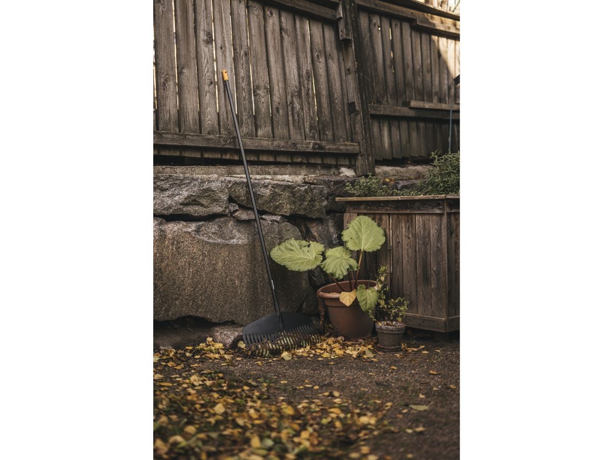 Грабли для листьев L без черенка Solid FISKARS
