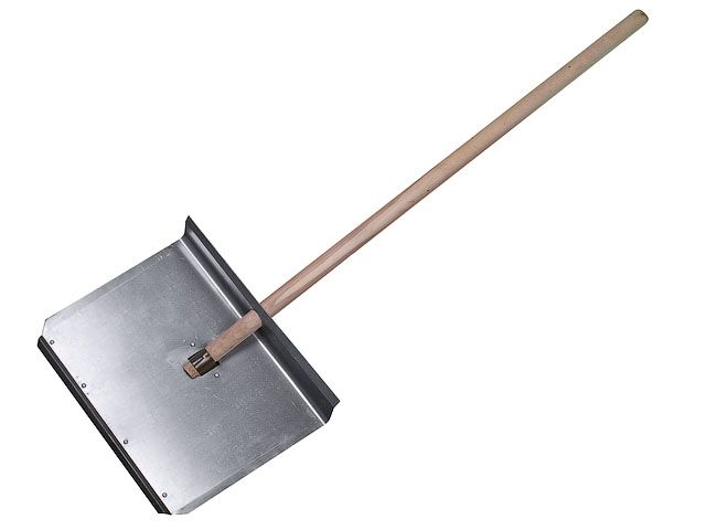 Лопата снеговая 350х370 тротуарная (алюм. с дер.черенком) STARTUL (ST9069-1) (черенок 1й сорт)