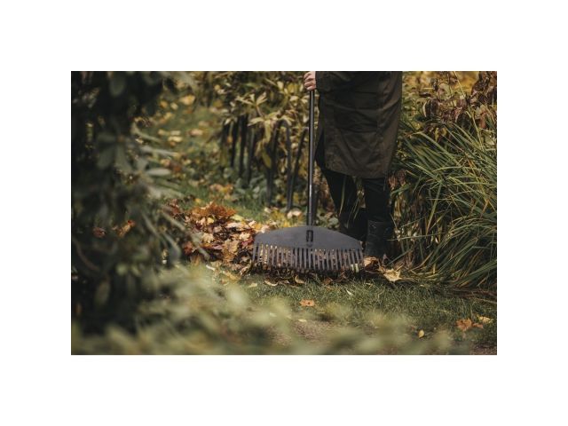 Грабли Solid для листьев L FISKARS