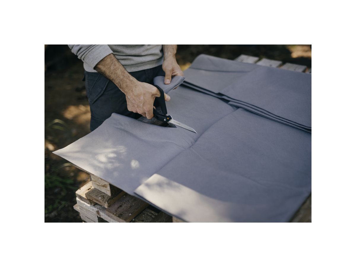 Ножницы для толстых материалов 24см Amplify FISKARS