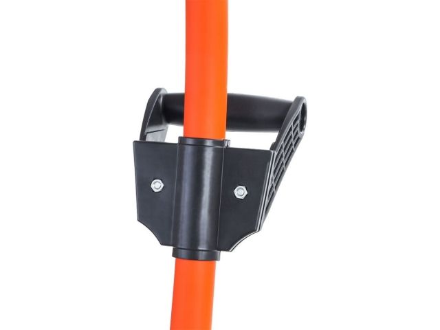 Лопата-скрепер снеговая пластм. 680х380мм со стальн.черенком STARTUL PROFI (ST9057-3)