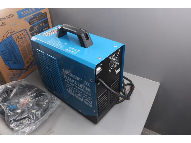 б/у Плазморез Solaris AirCut PC-400 уцененный (0009223500) (220 В; 15-40 А; Высоковольтный поджиг; встроен.компрессор; термозащита; плавный 