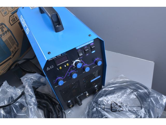 Инверторный аппарат аргонодуговой сварки SOLARIS TIG-220 AC/DC уцененный (0057103596) (AC/DC TIG; HF; MMA; 200 A; 150 В-240 В)