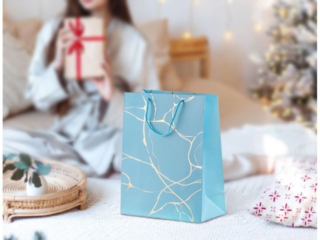 Пакет подарочный с ручками, 32х26х12 см., голубой, серия Amelia, PERFECTO LINEA