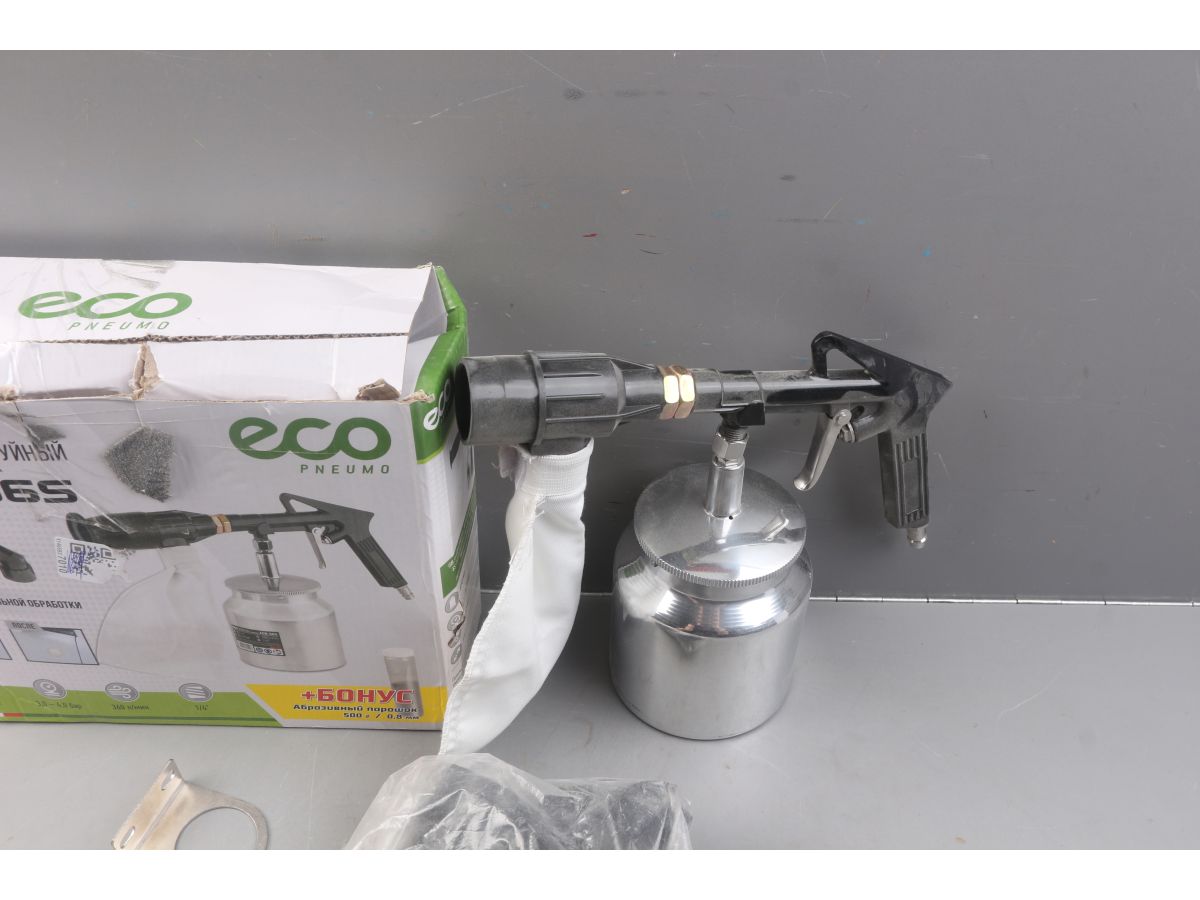 Пистолет пескоструйный с баком ASB-06S ECO уцененный (0595561848)