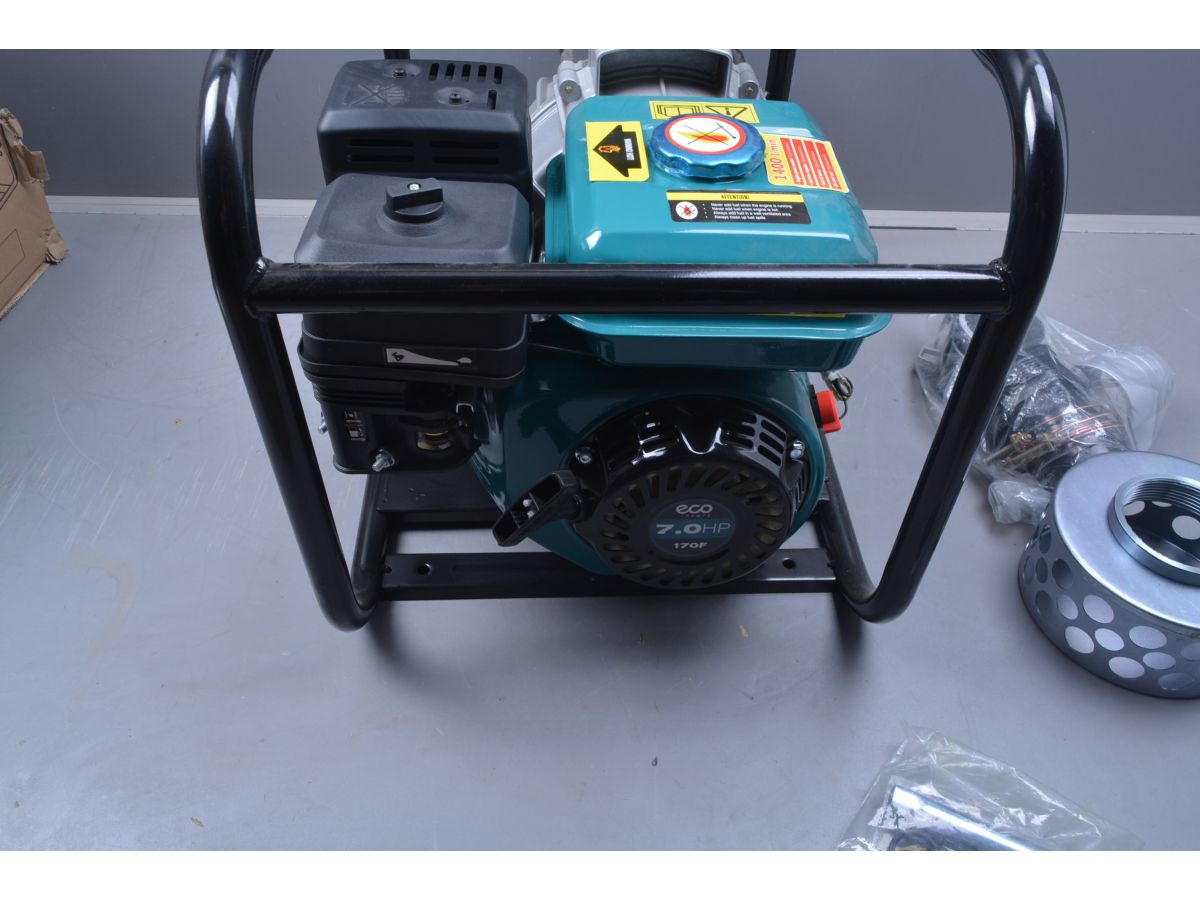 Мотопомпа бензиновая ECO WP-1404D уцененный (0912670092)