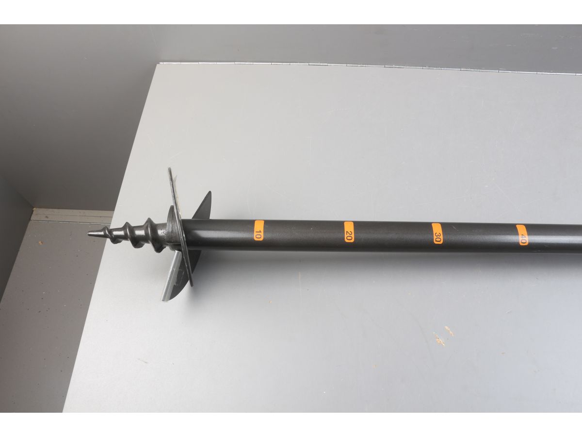 Бур садовый средний FISKARS уцененный (1437409223)