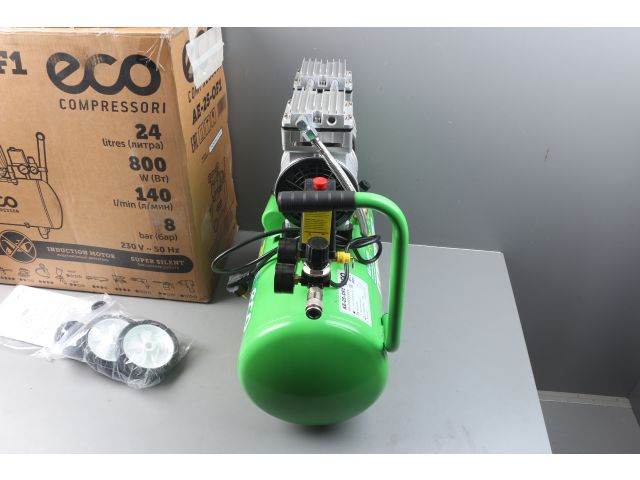 Компрессор ECO AE-25-OF1 уцененный (1444155840) (140 л/мин, 8 атм, коаксиальный, безмасляный, ресив. 24 л, 220 В, 0,8 кВт)