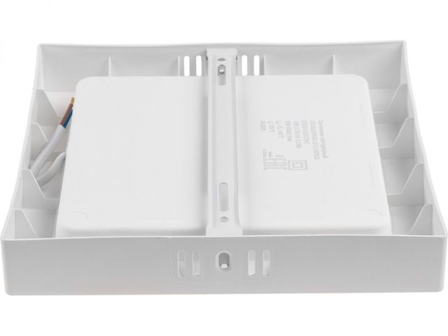 Светильник светодиодный накладной квадрат 18 Вт 4000К, IP44 SFS-S LEIDEN ELECTRIC (225*225 мм)