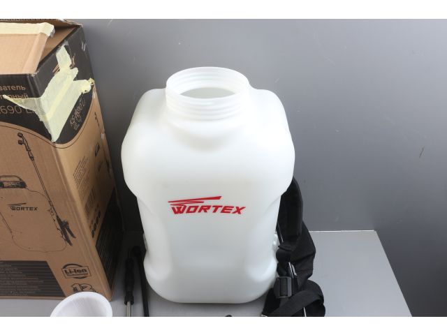 Аккум. опрыскиватель WORTEX KS 1690 Li уцененный (8886777120) (16 л., 3.8 бар, 12 В, 1 акк., 8.0 А/ч Li-Ion)