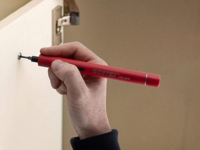 Отвертка электрическая WORTEX CSD 2016 в блистере 0.15 Нм, 160 об/мин (Шестигранник 4 мм, 35 г)