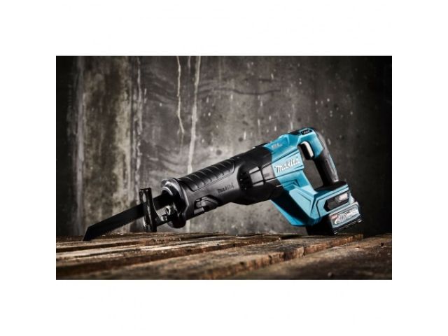 Аккум. сабельная пила MAKITA XGT JR 001 GZ в кор. (40.0 В, БЕЗ АККУМУЛЯТОРА, дерево до 255 мм, металл до 130 мм)