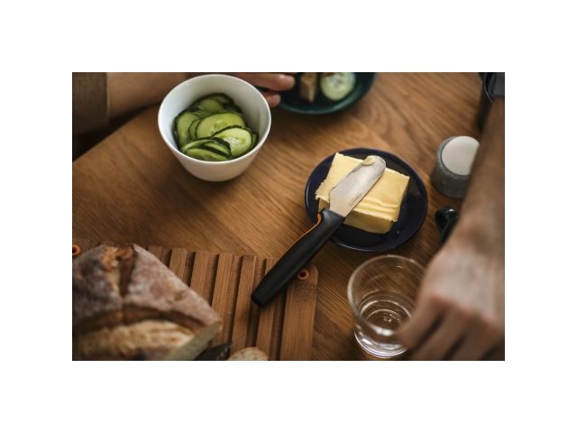 Нож для масла 8 см Functional Form Fiskars