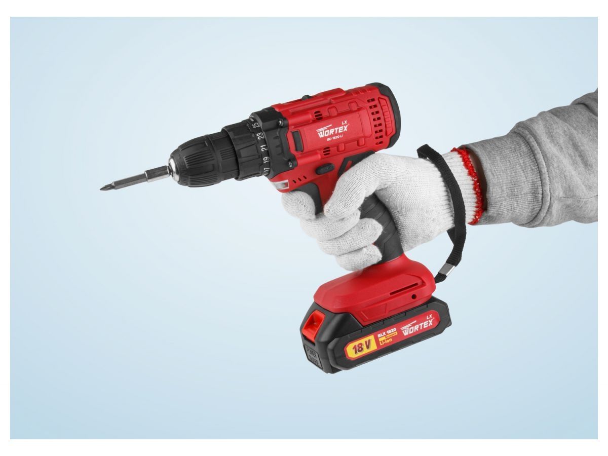 Аккум. дрель-шуруповерт WORTEX LX BD 1820 Li в чем. ALL1 XLT, 18 В, 30 Н*м, 2х2 А*ч, БЗП 10 мм