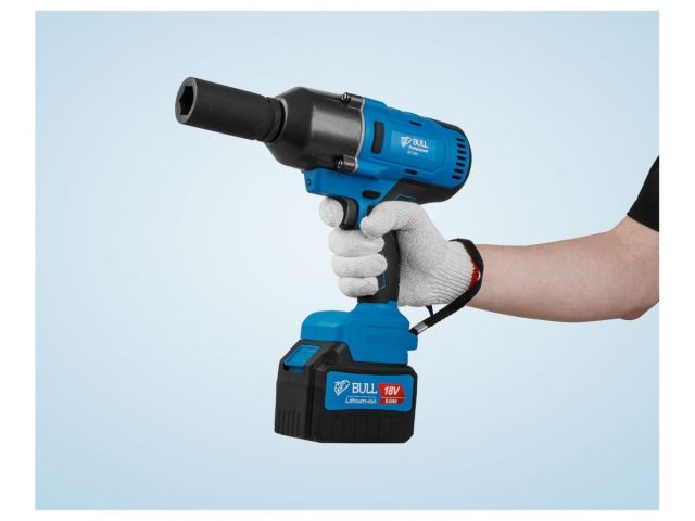 Аккум. ударный гайковерт BULL SC 1801 в кор. XLTpro SOLO БЕСЩЕТ., 18 В, 1000 Н*м, 3/4" (вес 3.3 кг)