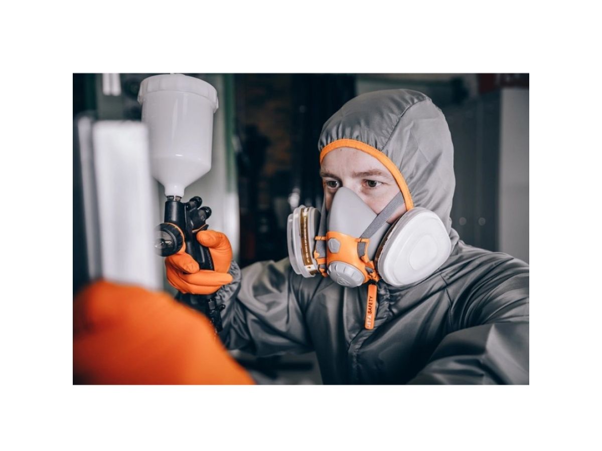 Полумаска 6500 с фильтрами 6510 А1 с предфильтрами и с держателями Jeta Safety (комплект)
