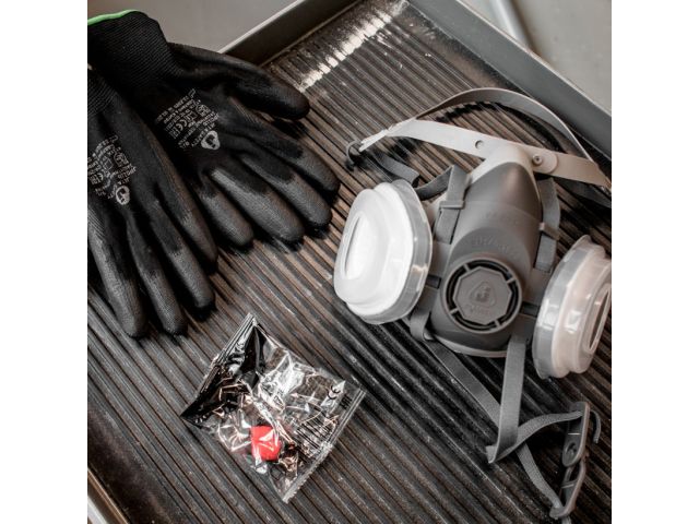 Полумаска 5500Р с фильтрами 6510 А1 с предфильтрами и с держателями Jeta Safety (комплект) (р-р L, для защиты дыхания (полумаска, фильтры A1