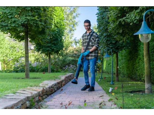 Аккум. воздуходувка MAKITA LXT DUB184Z  в кор.