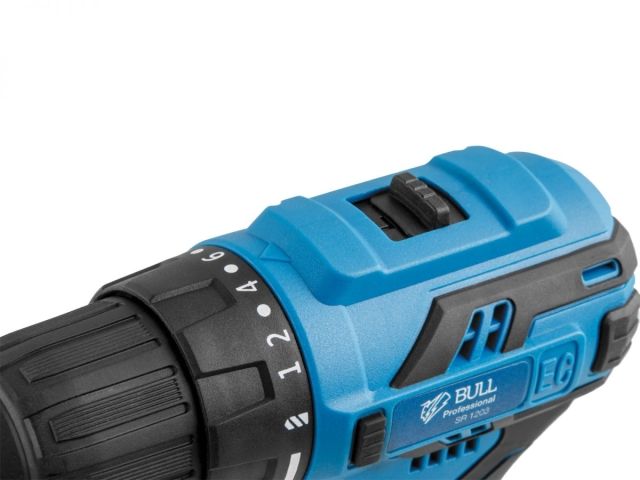 Аккум. дрель-шуруповерт BULL SR 1203 в чем. БЕСЩЕТ., 12 В, 40 Н*м, 2*2 А*ч акб, БЗП 10 мм (шурупы до 8 мм)