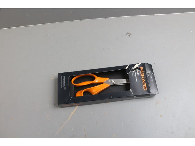 Ножницы универсальные 21 см Classic Fiskars уцененный (0001396778)