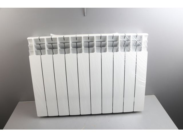 Радиатор алюминиевый 500/96, 10 секций, серия Брест, AV Engineering уцененный (0025314100) (Вес 13 кг, теплоотдача 2150 Вт)