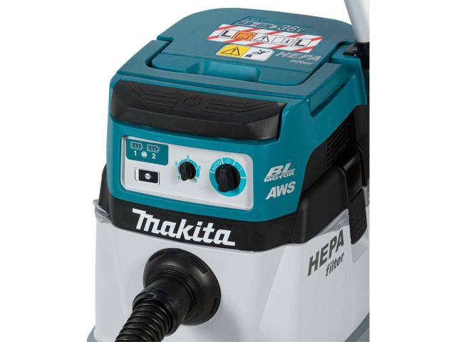 Аккум. пылесос MAKITA LXT DVC157LZX3 в кор. (18.0 В, 2 акк., БЕЗ АККУМУЛЯТОРА, 15.00 л, класс: L, самоочистка: нет)