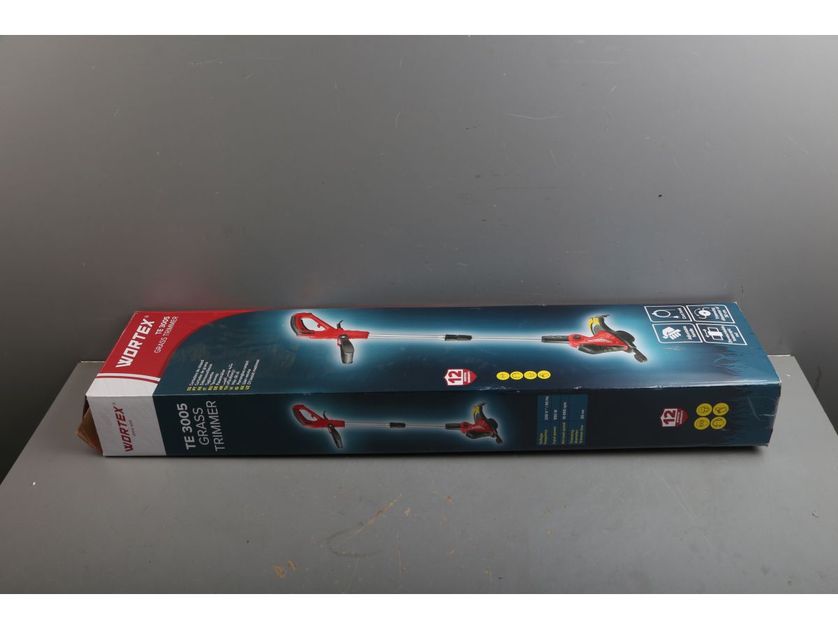 Триммер WORTEX TE 3005 550 Вт, шир.скаш.30 см уцененный (0046684425)