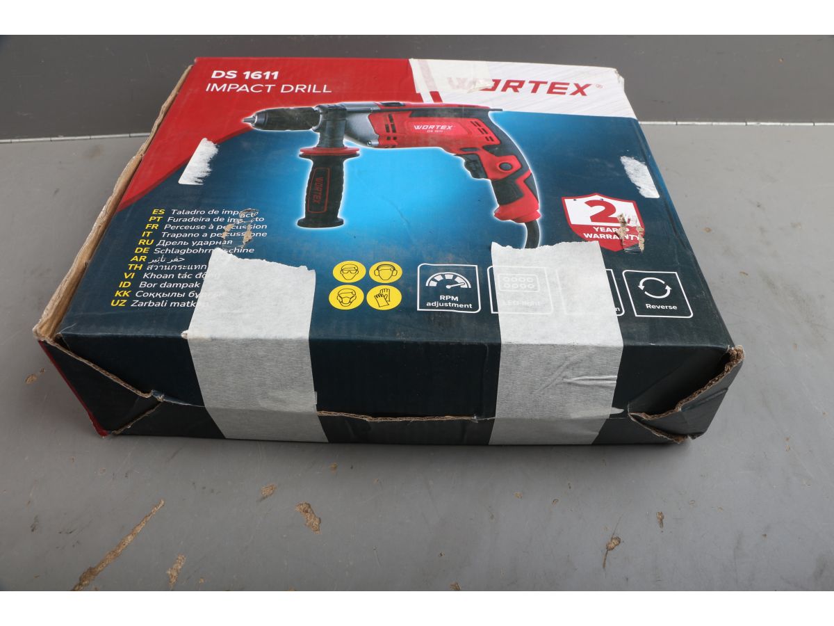 Дрель ударная WORTEX DS 1611 в кор. 950 Вт, 1 скор, 30 мм в дер., быстрозажимной патрон 13 мм уцен
