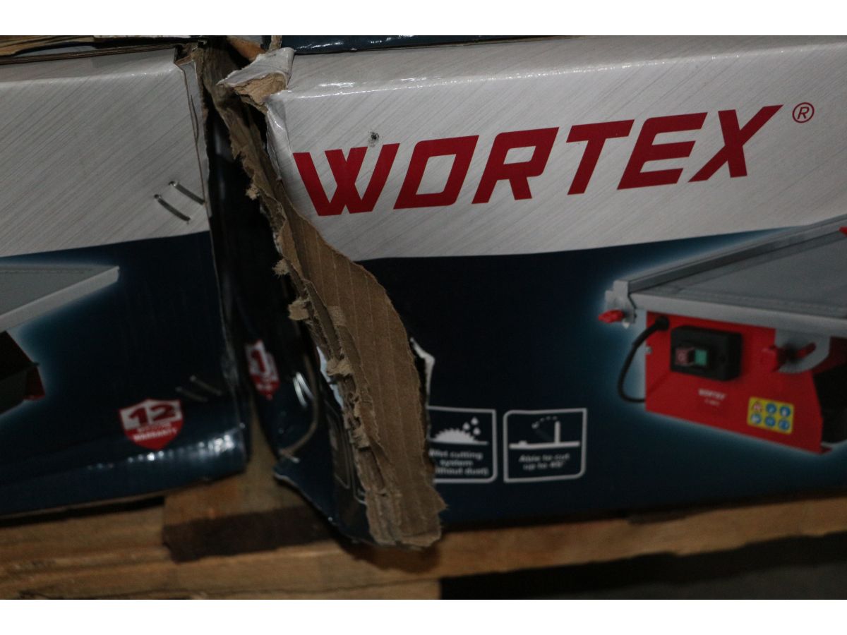 Плиткорез электрический WORTEX TC 1880 C в кор. 600 Вт, 180 мм, 2800 об. мин., глубина до 34 мм уц