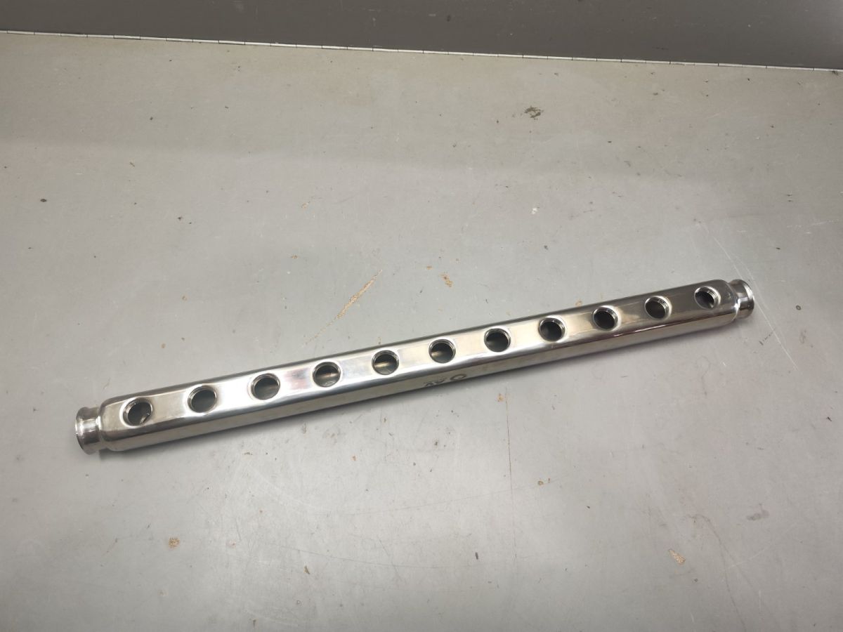Коллектор 1/2" х 11 вых. односторонний, AV Engineering уцененный (0556660485)