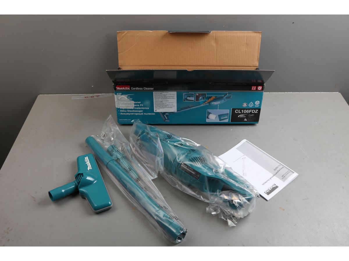 Аккум. пылесос MAKITA CL 106 FDZ в кор. уцененный (1680400539)