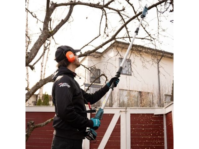Аккум. высоторез LXT DUA200RF01 MAKITA (LXT BL 18В, 260 Вт, 8/20см, 0,325LP, 1,1мм, 6,7м/с)