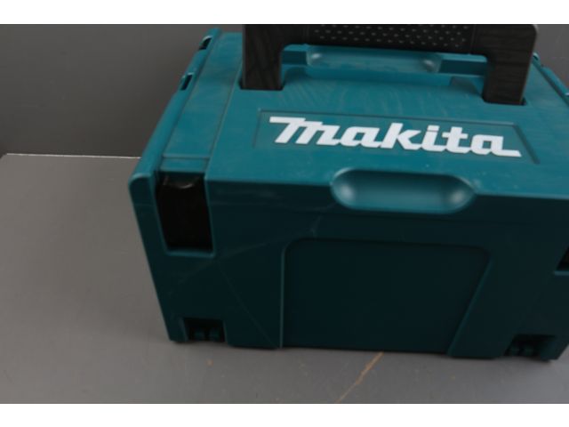 Чемодан MAKITA MAKPAC 3 уцененный (4072984025) (Размеры: 396 x 296 x 210 мм, вес 2,5 кг)