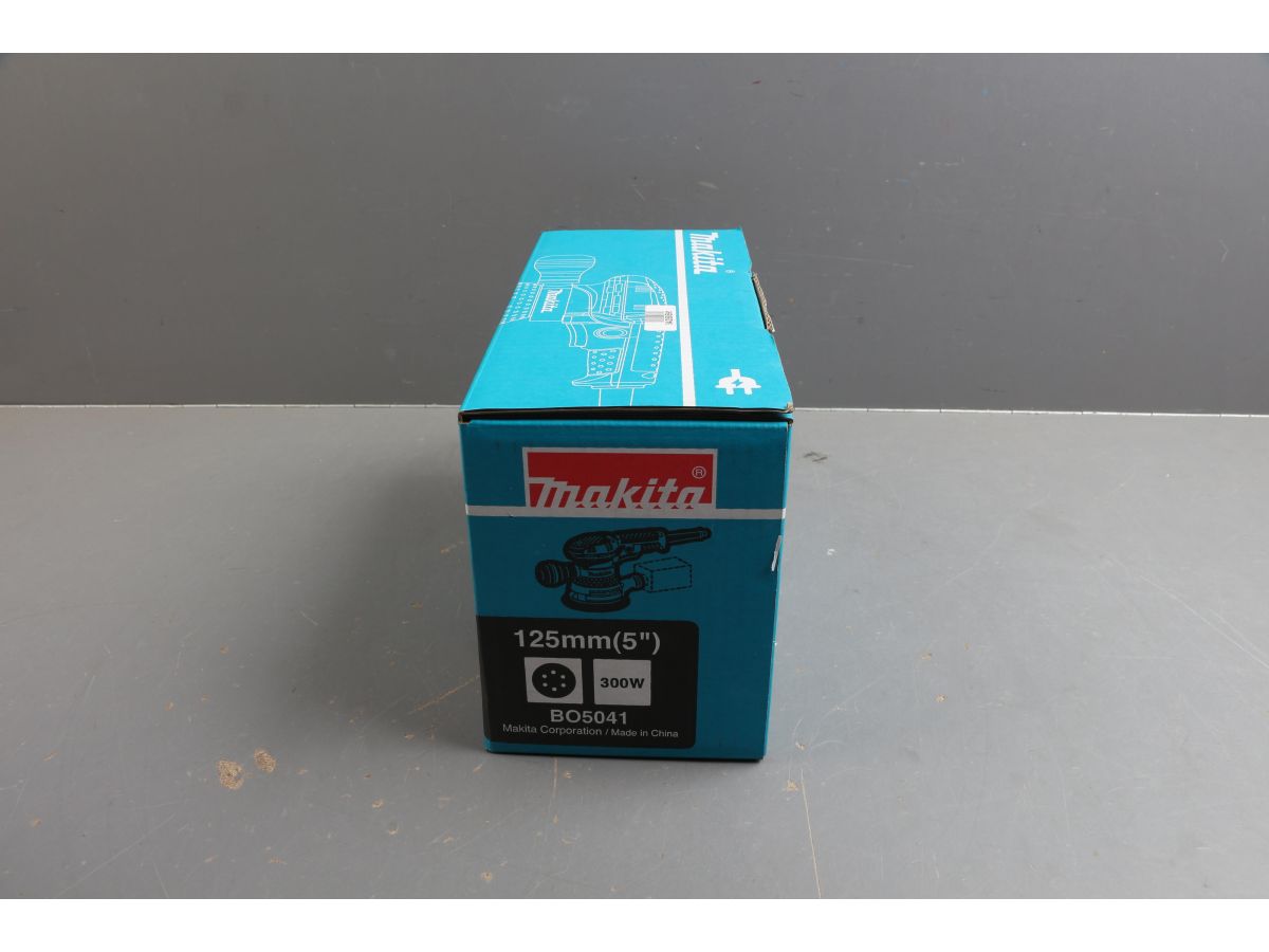 Эксцентриковая шлифмашина MAKITA BO 5041 в кор. уцененный (4214801304)