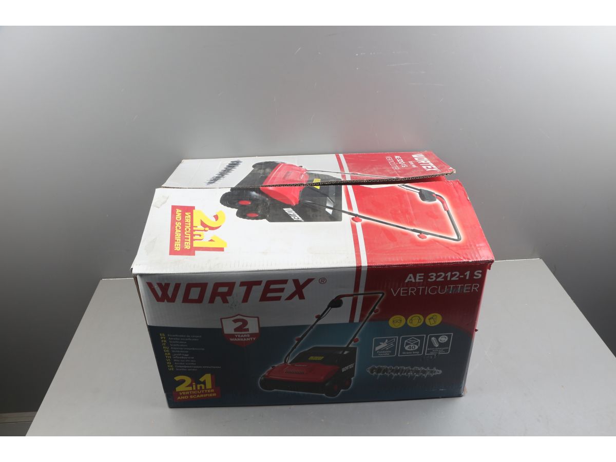 Аэратор/скарификатор WORTEX AE 3212-1 S 1200 Вт, шир. 32 см, ножи/скобы уцененный (5874220880)