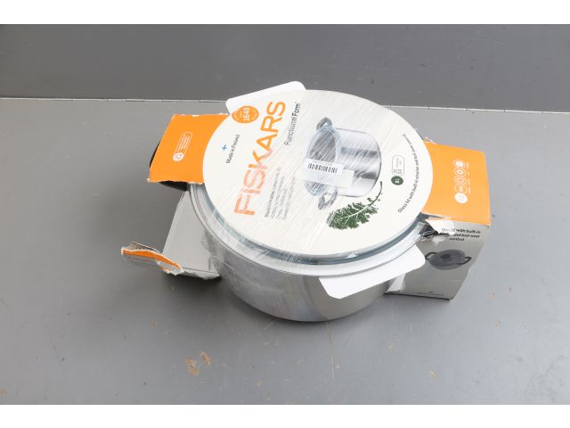 Кастрюля стальная 5л с крышкой Functional Form Fiskars уцененный (7487325476)