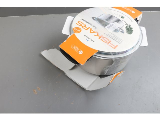 Кастрюля стальная 5л с крышкой Functional Form Fiskars уцененный (7487325476)