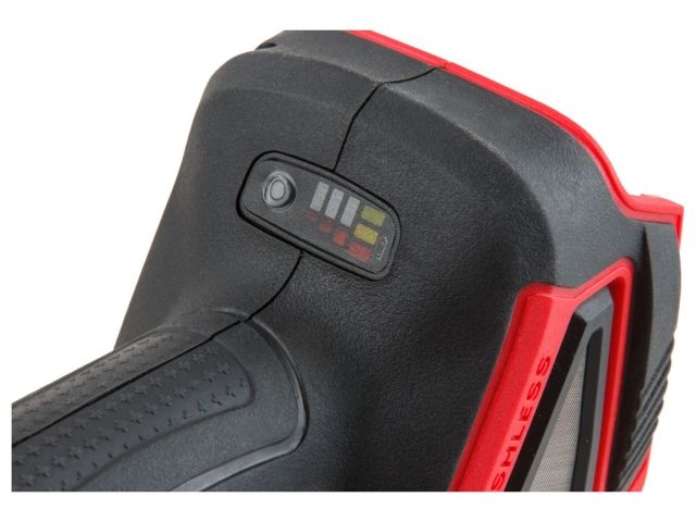 Аккум. углошлифмашина WORTEX CAG 1812 E в чем. ALL1 XLT SET БЕСЩЕТ., 18 В, 125 мм, 8000 об/мин (бесщ. мотор; рег. об.; 125х22,2 мм; пылезащ.