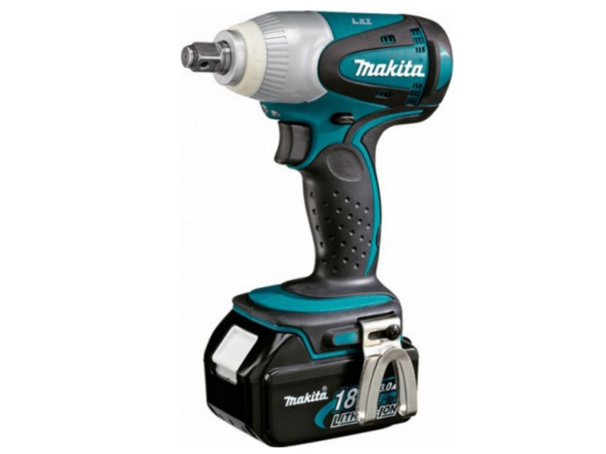 Аккум. ударный гайковерт MAKITA LXT DTW 251 RME в чем.