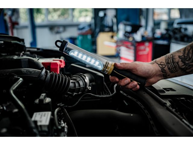 Фонарь-переноска аккумуляторный 520Лм, Brennenstuh WL 500 A (с магнитом, крючком, USB)