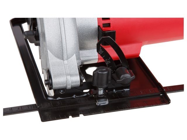 Циркулярная пила WORTEX CS 1612 в кор. 1200 Вт, 160 мм, до 52 мм