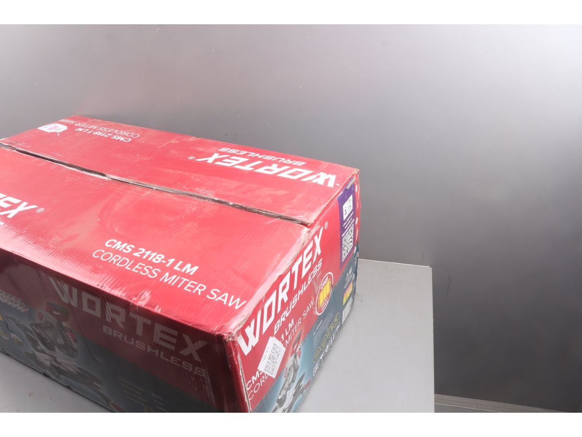 Аккум. торцовочная пила WORTEX CMS 2118-1 LM в кор. ALL1 XLT SOLO БЕСЩЕТ., 18 В, 210 мм, лазер уце