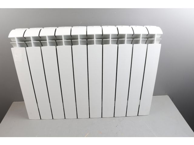 Радиатор биметаллический 500/100, 10 секций, серия Минск, AV Engineering уцененный (0008560860) (Вес 18,1 кг, теплоотдача 1880 Вт)